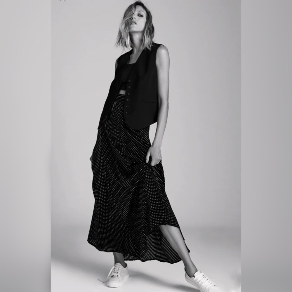 ZARA LIMITED EDITION VELVET SKIRT M SOLD OUT!!